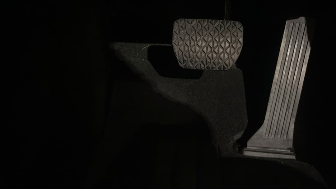 2017 Mazda Mazda2 Maxx, Automatic, 67060 km, Pedals and Footmat