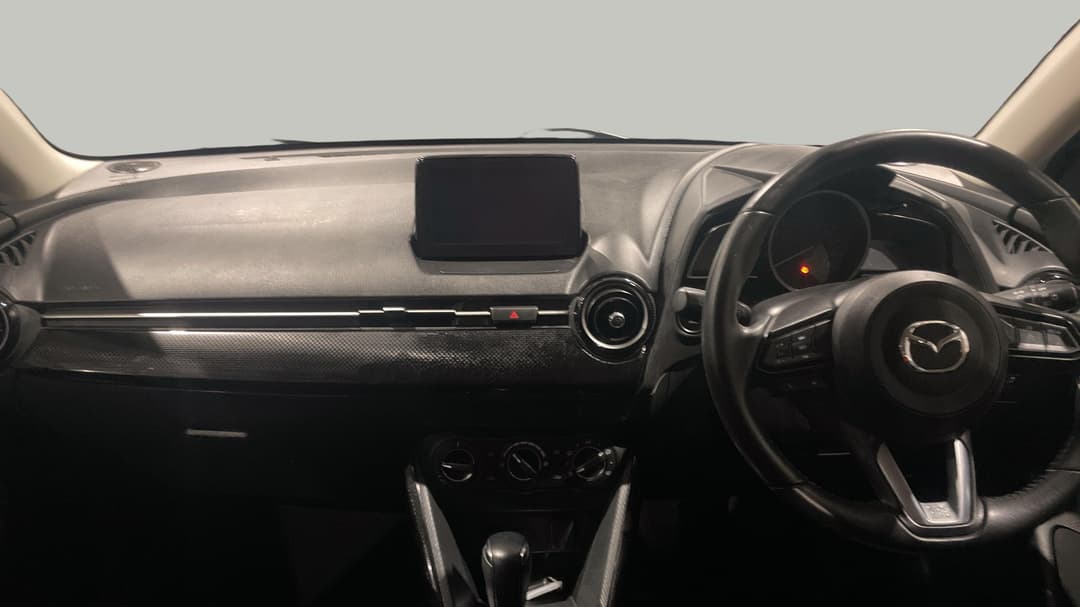 2017 Mazda Mazda2 Maxx, Automatic, 67060 km, Dashboard View