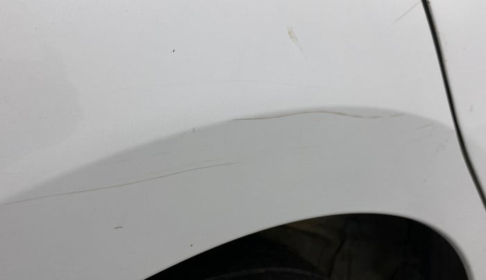 2018 Honda Amaze 1.2L I-VTEC S, CNG, Manual, 87,999 km, Right quarter panel - Minor scratches