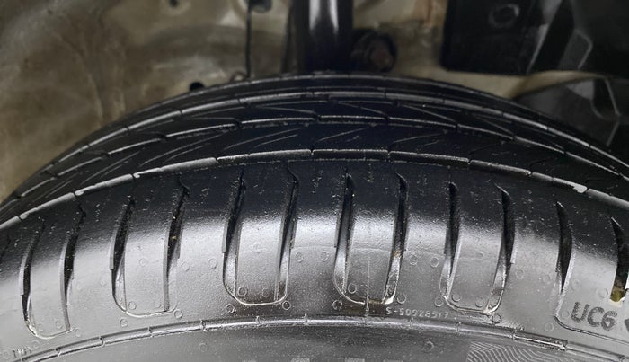 2018 Honda Amaze 1.2L I-VTEC S, CNG, Manual, 87,772 km, Right Front Tyre Tread