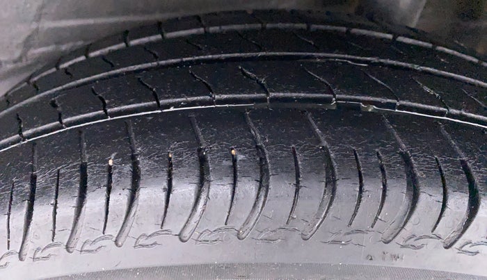 2019 Maruti S PRESSO VXI PLUS, Petrol, Manual, 31,707 km, Left Rear Tyre Tread