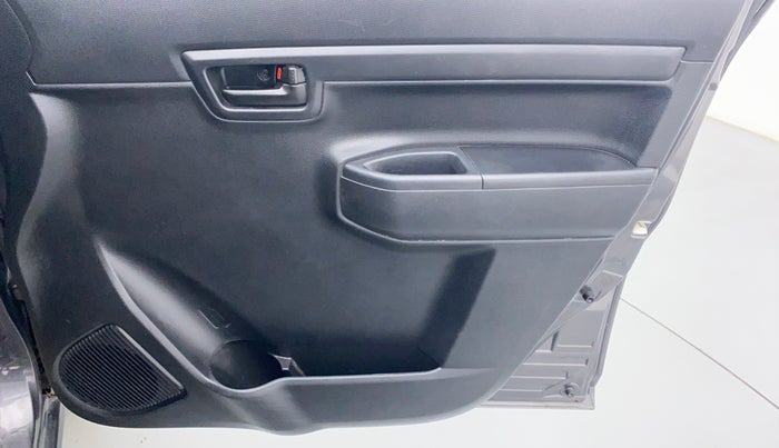 2019 Maruti S PRESSO VXI PLUS, Petrol, Manual, 31,707 km, Driver Side Door Panels Control