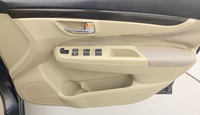 2015 Maruti Ciaz ZXI, Petrol, Manual, 1,16,424 km, Driver Side Door Panels Control