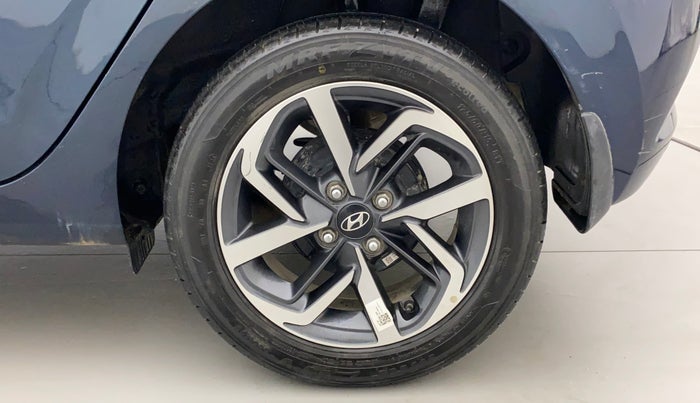 2021 Hyundai GRAND I10 NIOS ASTA AMT 1.2 KAPPA VTVT, Petrol, Automatic, 24,065 km, Left Rear Wheel