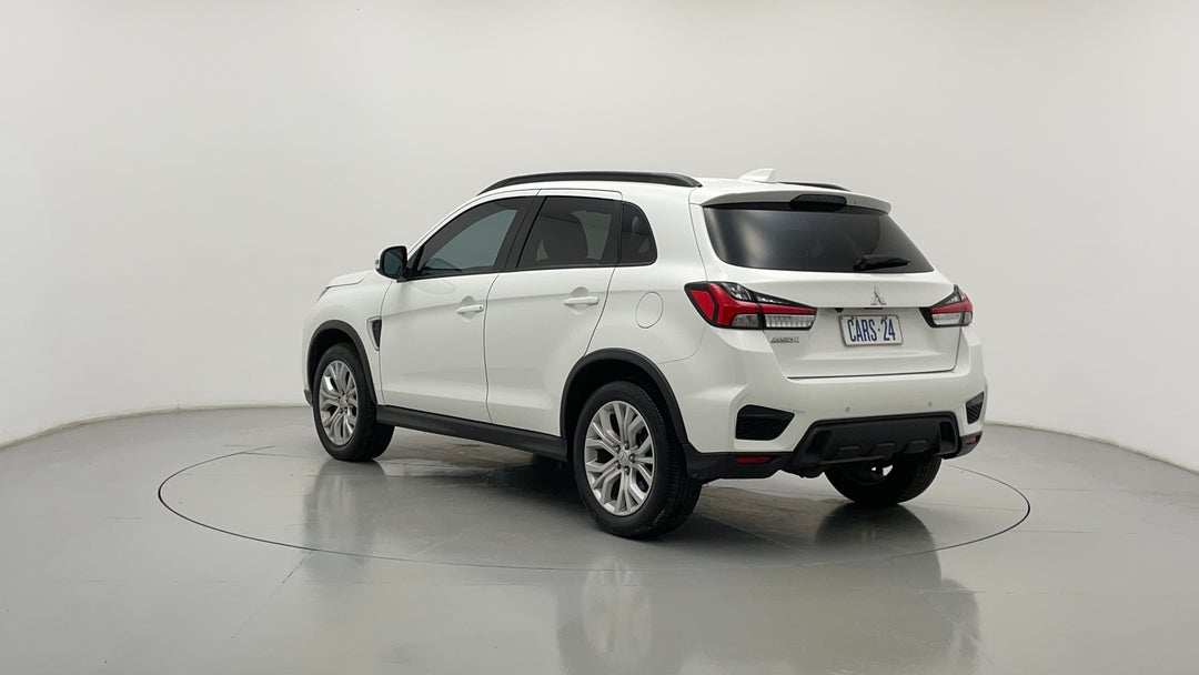 Left Back Diagonal (45- Degree) View