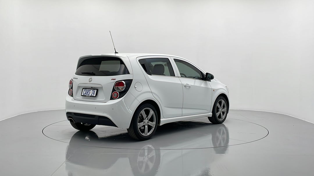 Right Back Diagonal (45- Degree) View