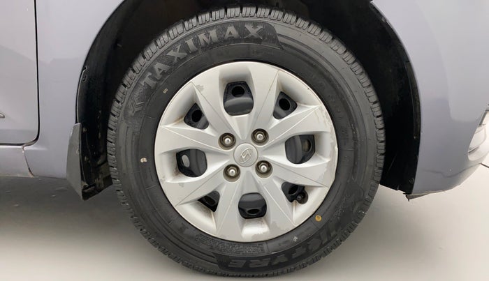 2019 Hyundai Elite i20 MAGNA PLUS 1.2, Petrol, Manual, 41,365 km, Right Front Wheel
