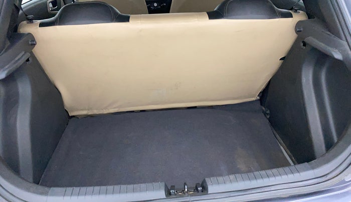2019 Hyundai Elite i20 MAGNA PLUS 1.2, Petrol, Manual, 41,365 km, Dicky (Boot door) - Parcel tray missing