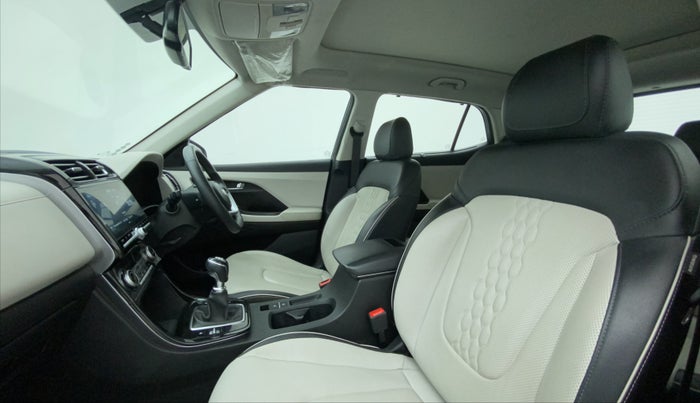 2022 Hyundai Creta SX (O) 1.5 DIESEL, Diesel, Manual, 17,456 km, Right Side Front Door Cabin