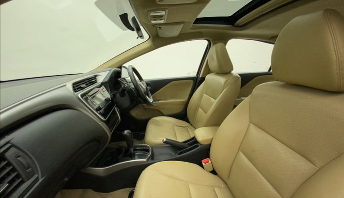 2015 Honda City 1.5L I-VTEC VX CVT, Petrol, Automatic, 97,210 km, Right Side Front Door Cabin
