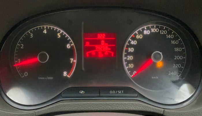 2011 Volkswagen Vento HIGHLINE 1.6 MPI, Petrol, Manual, 74,238 km, Odometer Image