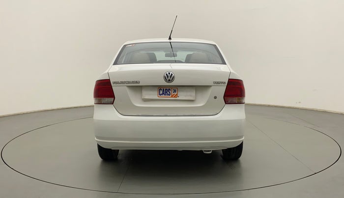 2011 Volkswagen Vento HIGHLINE 1.6 MPI, Petrol, Manual, 74,238 km, Back/Rear