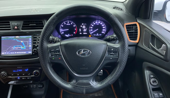 2016 Hyundai i20 Active 1.2 SX, Petrol, Manual, 69,098 km, Steering Wheel Close Up