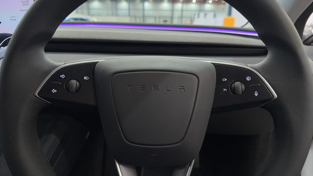 2024 Tesla Model 3 Rear-wheel Drive, Automatic, 29945 km, Utility Switches/Buttons