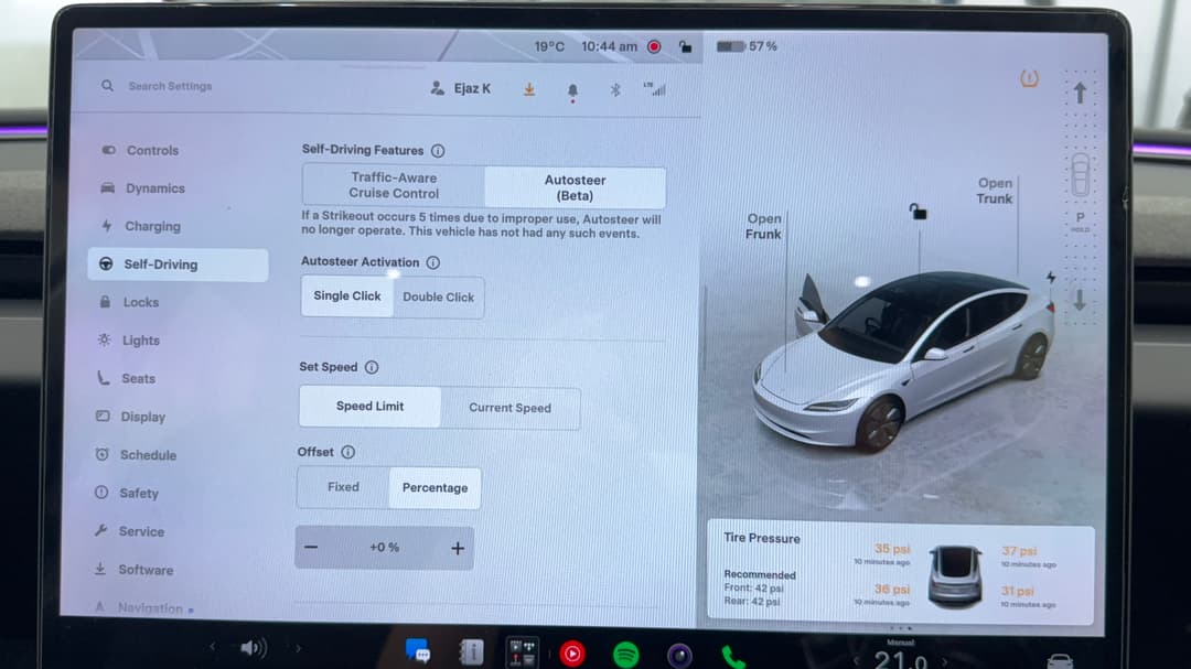 2024 Tesla Model 3 Rear-wheel Drive, Automatic, 29945 km, Cruise Control