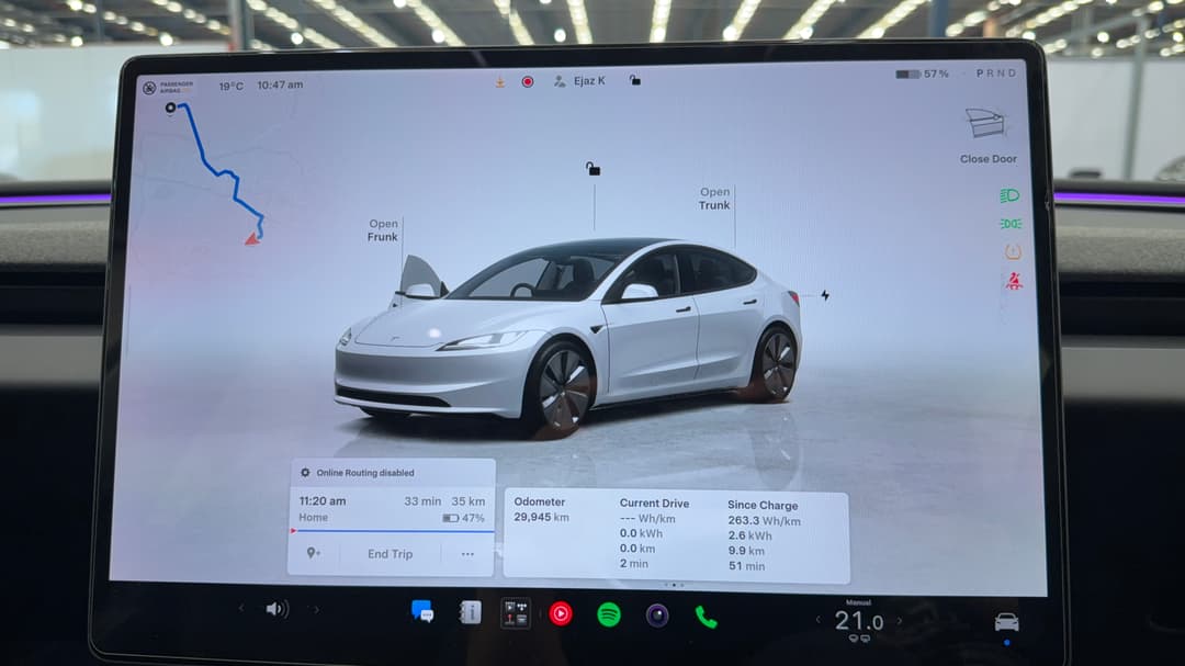 2024 Tesla Model 3 Rear-wheel Drive, Automatic, 29945 km, Infotainment System