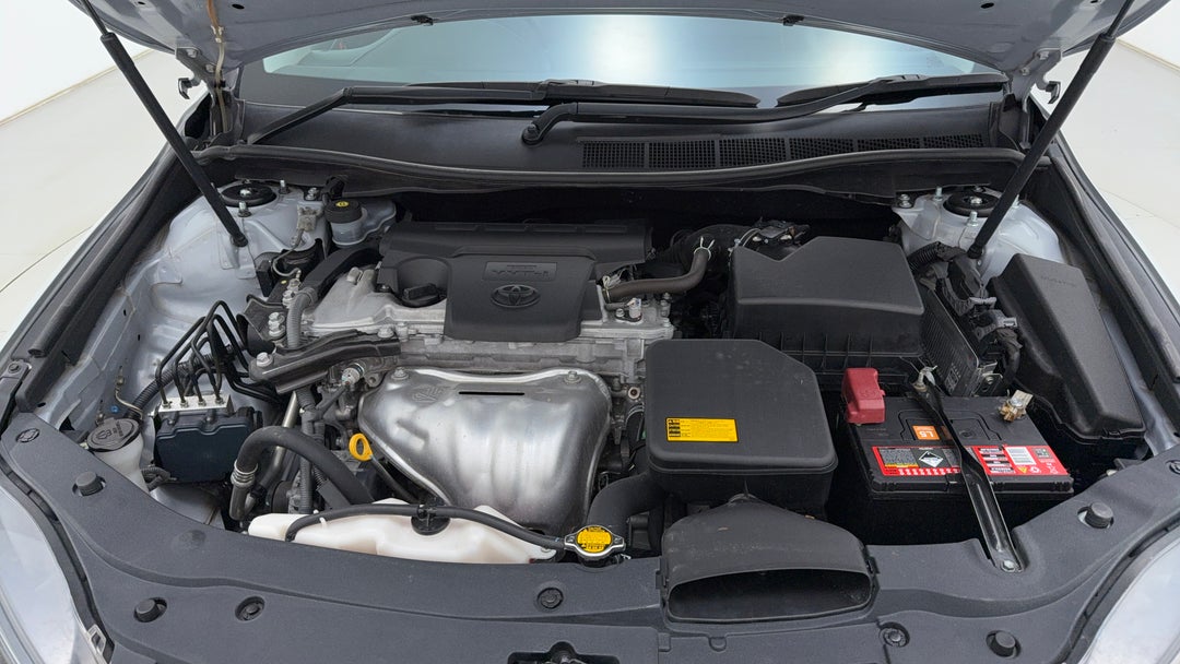 Open Bonnet (Engine)
