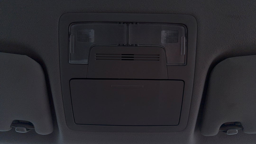 On-Roof Controls/Sunglass holder