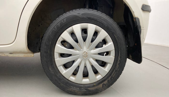 2015 Toyota Etios Liva VD, Diesel, Manual, 1,00,146 km, Left Rear Wheel