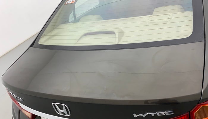 2017 Honda City 1.5L I-VTEC VX, Petrol, Manual, 83,700 km, Dicky (Boot door) - Minor scratches