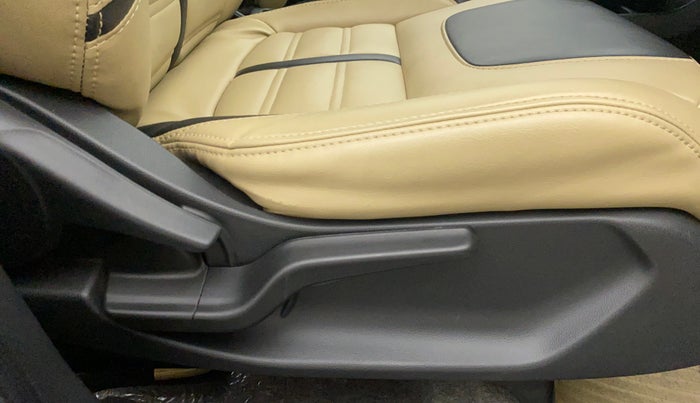 2019 Honda Amaze 1.2 V CVT I VTEC, Petrol, Automatic, 37,624 km, Driver Side Adjustment Panel