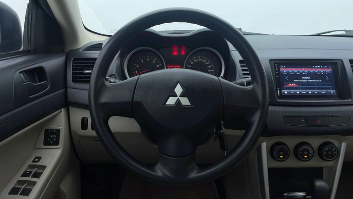 MITSUBISHI LANCER EX-Steering Wheel Close-up