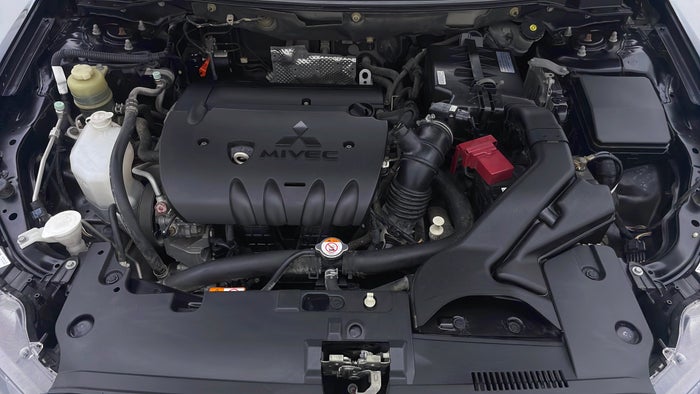 MITSUBISHI LANCER EX-Engine Bonet View