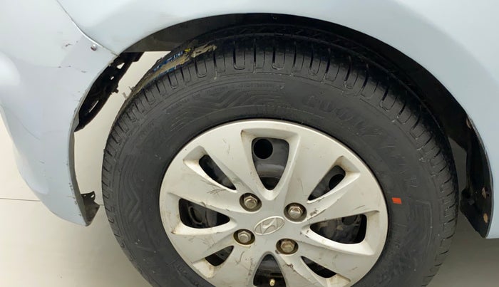 2011 Hyundai i10 MAGNA 1.2, Petrol, Manual, 46,572 km, Left fender - Lining loose