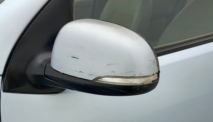 2011 Hyundai i10 MAGNA 1.2, Petrol, Manual, 46,572 km, Left rear-view mirror - Cover has minor damage