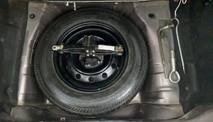 2016 Tata Tiago XT 1.2 REVOTRON, Petrol, Manual, 50,774 km, Spare Tyre
