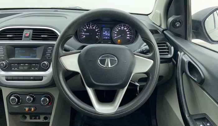 2016 Tata Tiago XT 1.2 REVOTRON, Petrol, Manual, 50,774 km, Steering Wheel Close Up