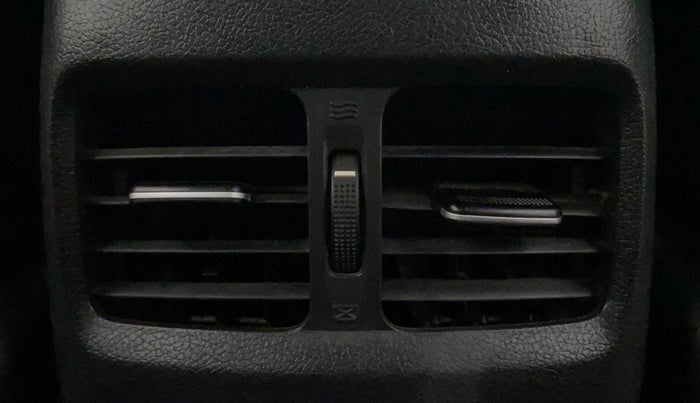 2015 Hyundai New Elantra 1.8 SX AT VTVT, Petrol, Automatic, 69,431 km, Rear AC Vents