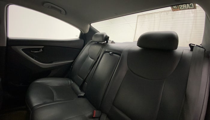 2015 Hyundai New Elantra 1.8 SX AT VTVT, Petrol, Automatic, 69,431 km, Right Side Rear Door Cabin