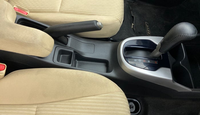 2019 Honda Jazz 1.2 VX AT, Petrol, Automatic, 27,556 km, Gear Lever