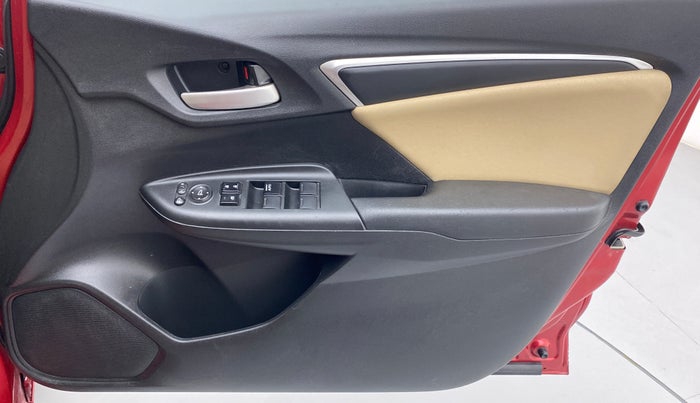 2019 Honda Jazz 1.2 VX AT, Petrol, Automatic, 27,556 km, Driver Side Door Panels Control