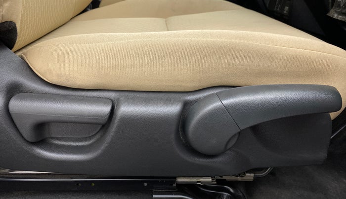 2019 Honda Jazz 1.2 VX AT, Petrol, Automatic, 27,556 km, Driver Side Adjustment Panel