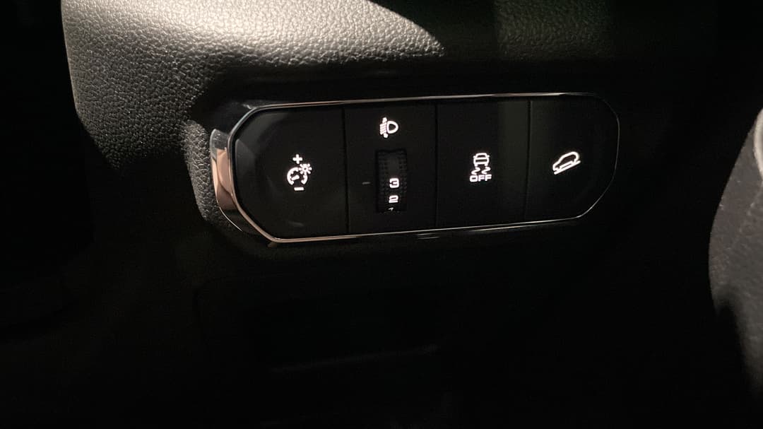 2022 GWM Haval Jolion Ultra, Automatic, 64808 km, Utility Switches/Buttons
