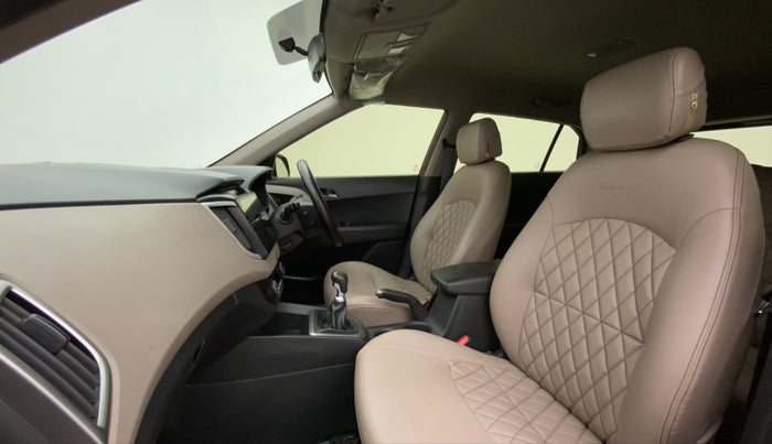 2017 Hyundai Creta SX PLUS 1.6 PETROL, Petrol, Manual, 56,521 km, Right Side Front Door Cabin