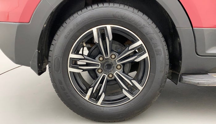 2017 Hyundai Creta SX PLUS 1.6 PETROL, Petrol, Manual, 56,521 km, Right Rear Wheel