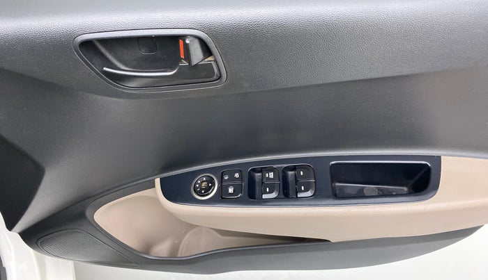 2018 Hyundai Grand i10 MAGNA 1.2 VTVT, Petrol, Manual, 51,955 km, Driver Side Door Panels Control