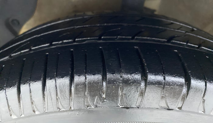 2018 Hyundai Grand i10 MAGNA 1.2 VTVT, Petrol, Manual, 51,955 km, Left Front Tyre Tread