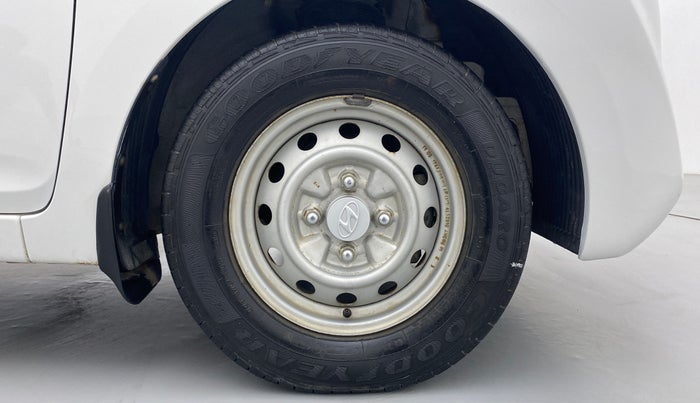 2016 Hyundai Eon ERA PLUS, Petrol, Manual, 16,693 km, Right Front Wheel
