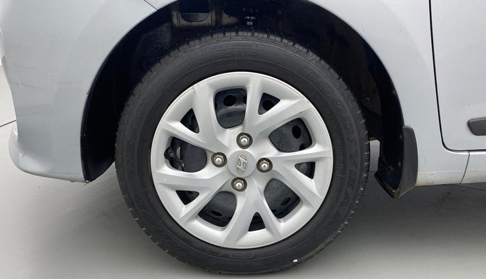 2019 Hyundai Grand i10 MAGNA 1.2 KAPPA VTVT, Petrol, Manual, 30,279 km, Left Front Wheel
