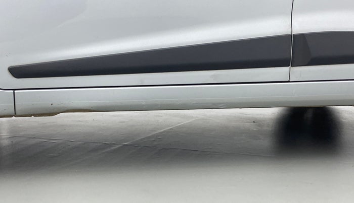 2019 Hyundai Grand i10 MAGNA 1.2 KAPPA VTVT, Petrol, Manual, 30,279 km, Left running board - Slightly dented