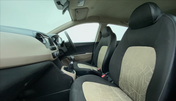 2016 Hyundai Grand i10 SPORTS 1.2 VTVT, Petrol, Manual, 43,958 km, Right Side Front Door Cabin