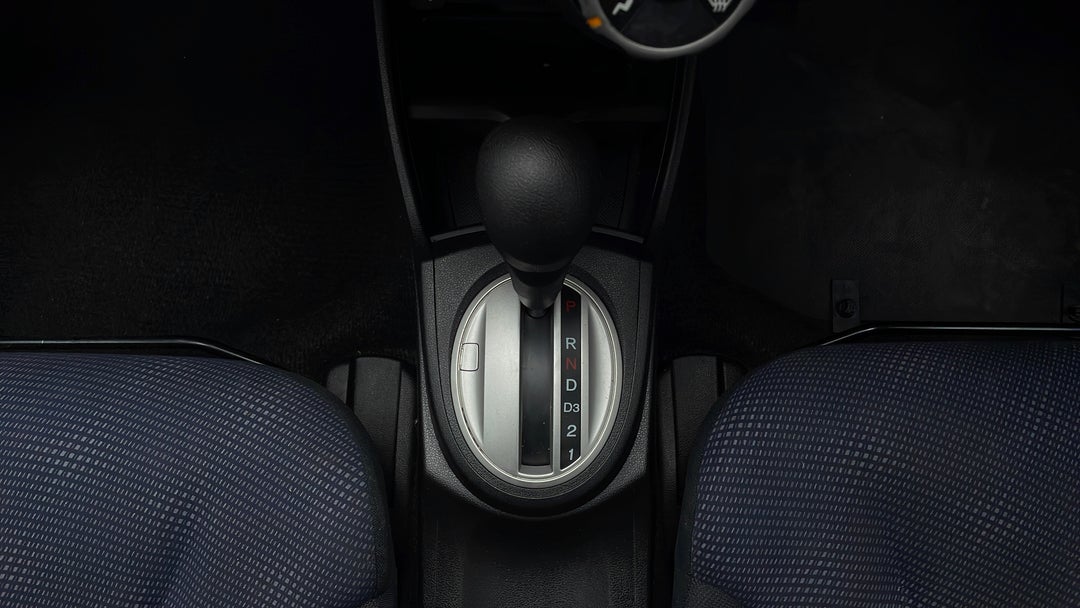 2011 Honda Jazz Gli, Automatic, 77525 km, Gear Lever 