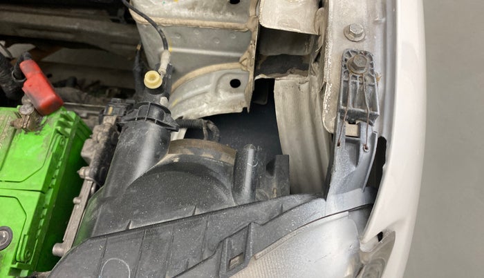 2018 Renault Kwid 1.0 MARVEL CAPTAIN AMERICA EDITION AMT, Petrol, Automatic, 74,542 km, Left headlight - Clamp has minor damage