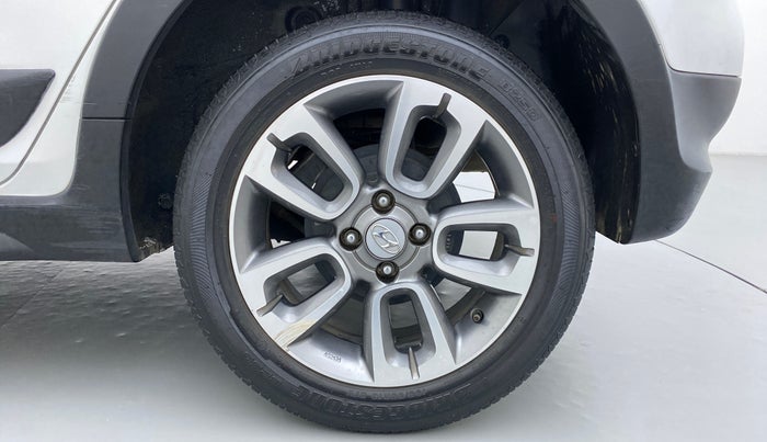 2017 Hyundai i20 Active 1.2 S, Petrol, Manual, 38,232 km, Left Rear Wheel