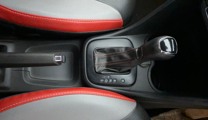 2017 Skoda Rapid MONTE CARLO 1.6 MPI AT, Petrol, Automatic, 81,408 km, Gear Lever