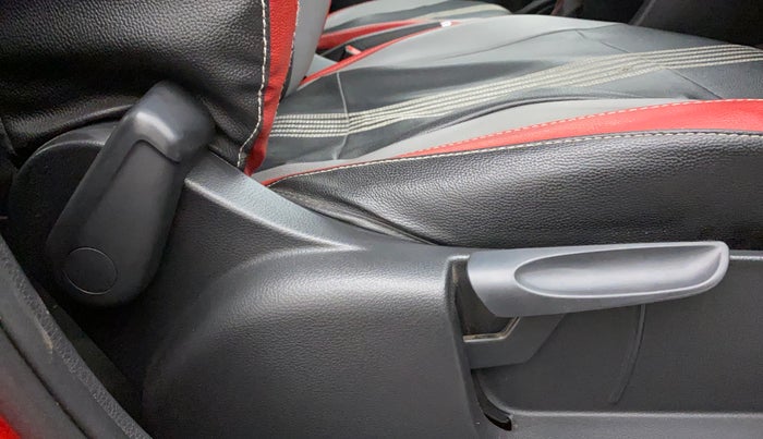2017 Skoda Rapid MONTE CARLO 1.6 MPI AT, Petrol, Automatic, 81,408 km, Driver Side Adjustment Panel